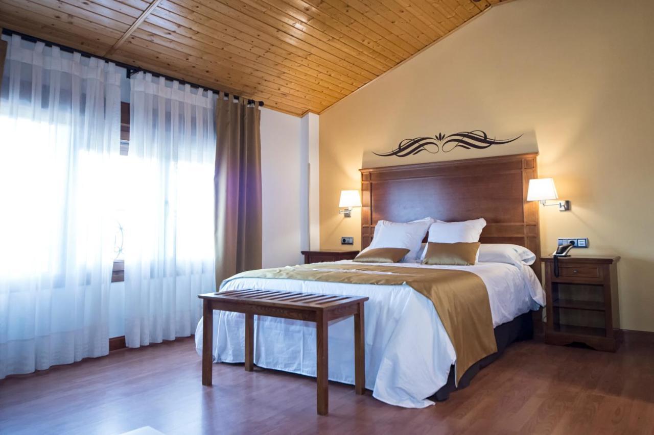 Hotel La Barrosa Abejar Εξωτερικό φωτογραφία