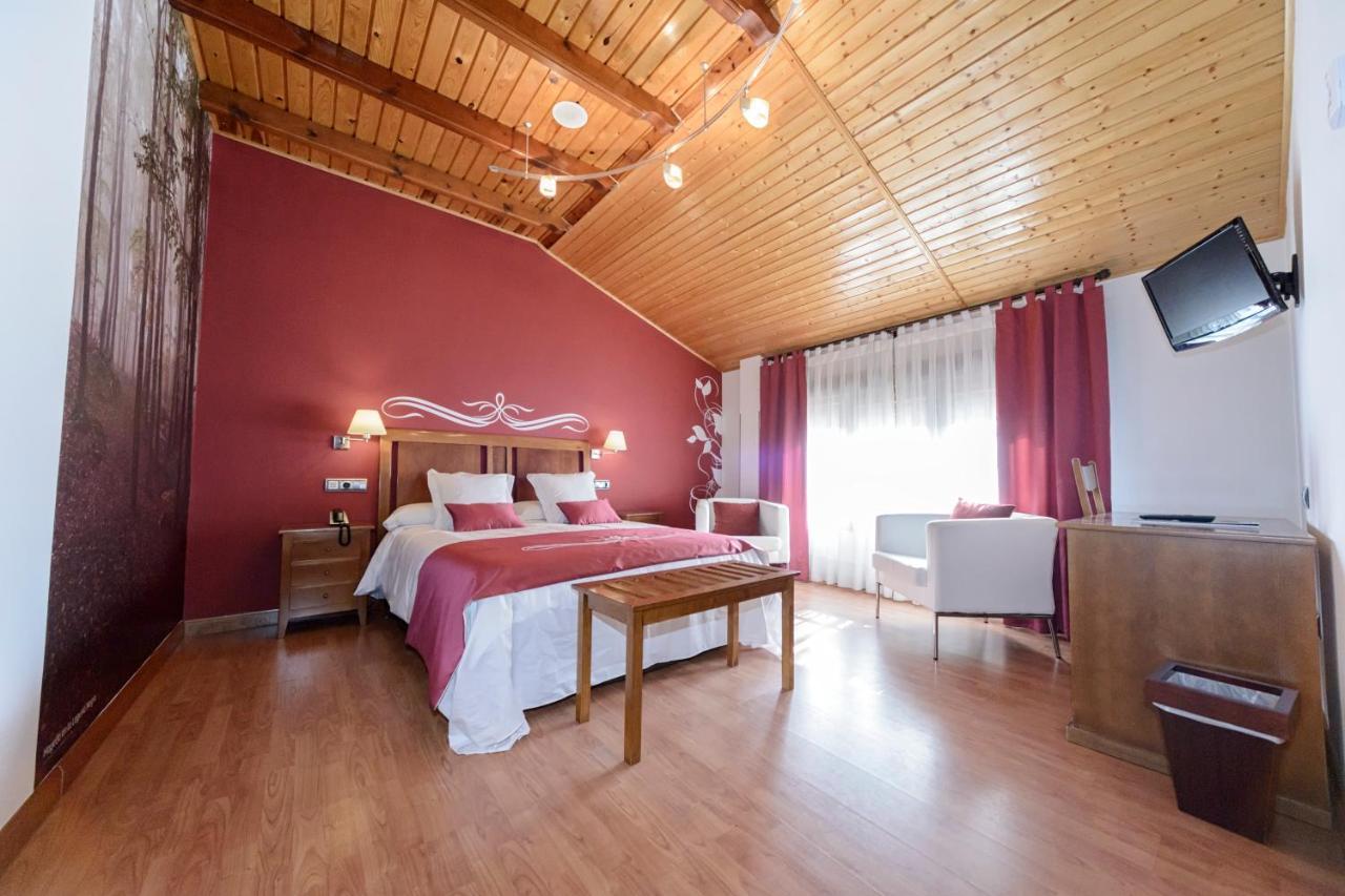 Hotel La Barrosa Abejar Εξωτερικό φωτογραφία