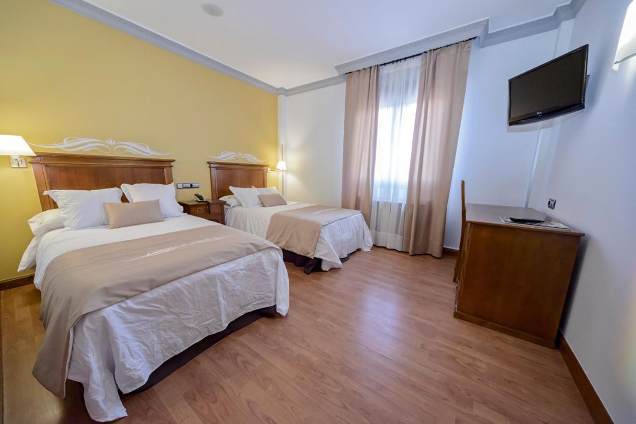 Hotel La Barrosa Abejar Εξωτερικό φωτογραφία