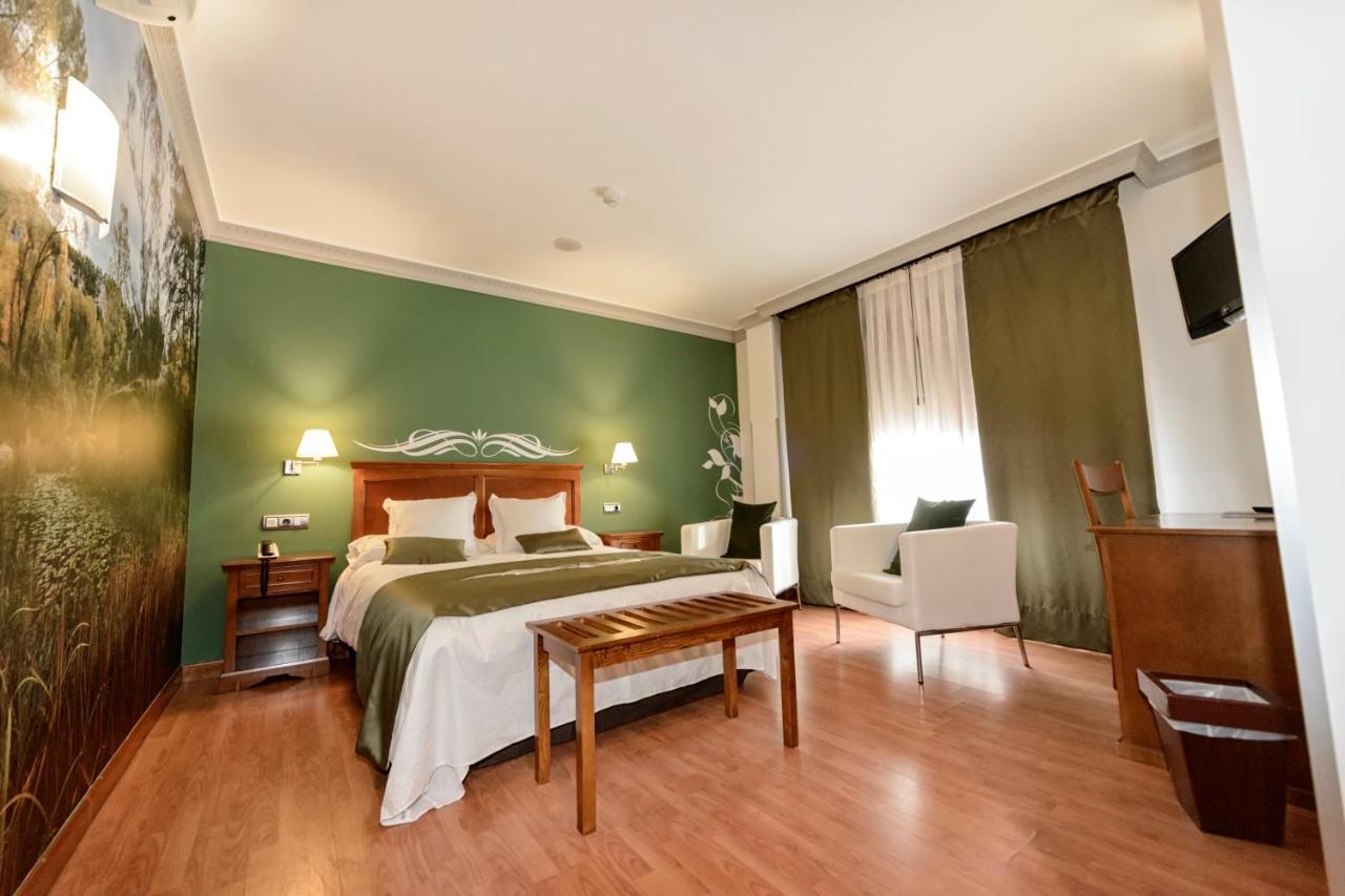 Hotel La Barrosa Abejar Εξωτερικό φωτογραφία