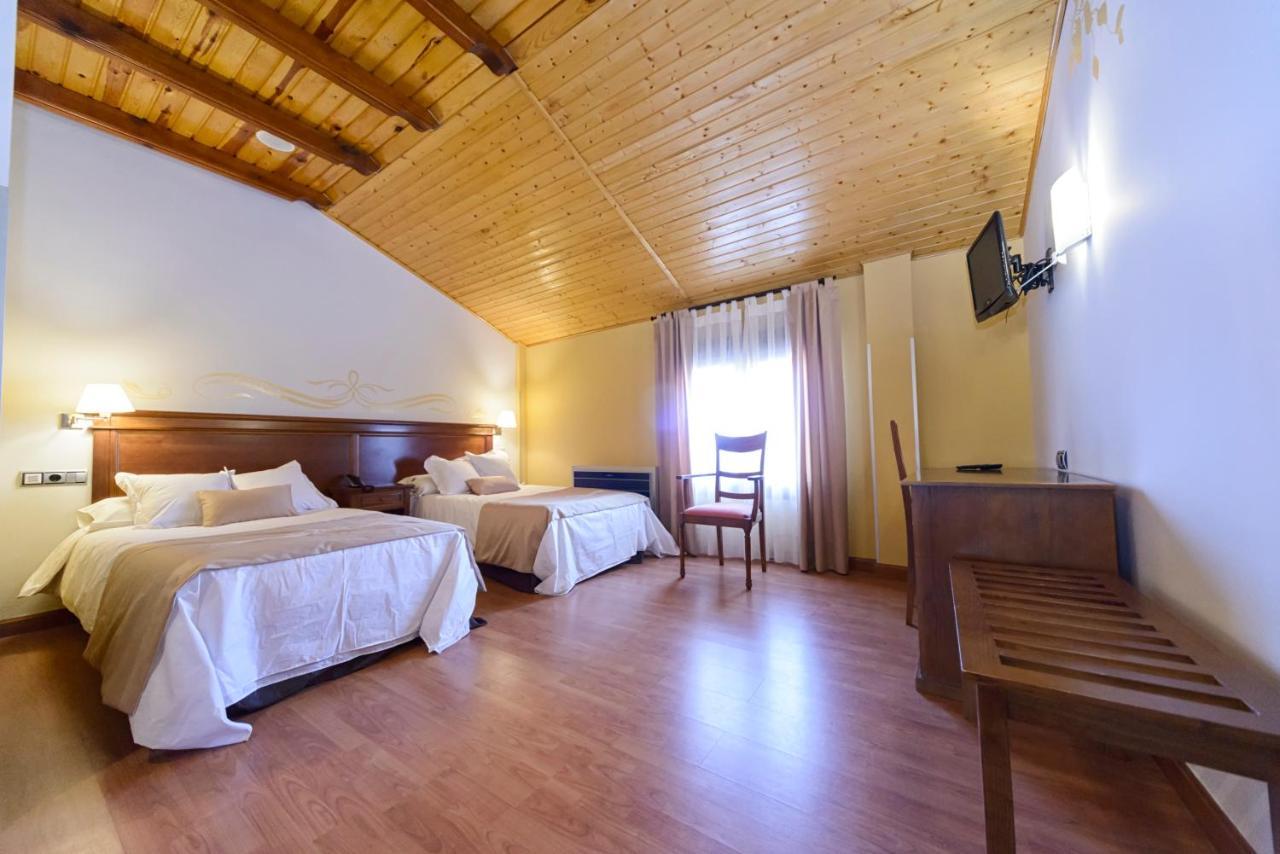 Hotel La Barrosa Abejar Εξωτερικό φωτογραφία