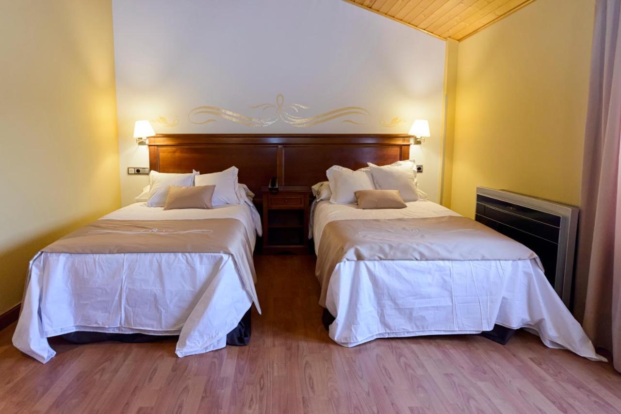 Hotel La Barrosa Abejar Εξωτερικό φωτογραφία