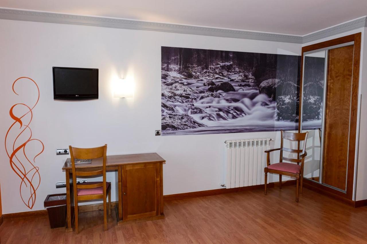 Hotel La Barrosa Abejar Εξωτερικό φωτογραφία